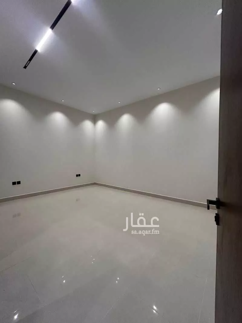 5 bedroom floor in Al Maizilah 21