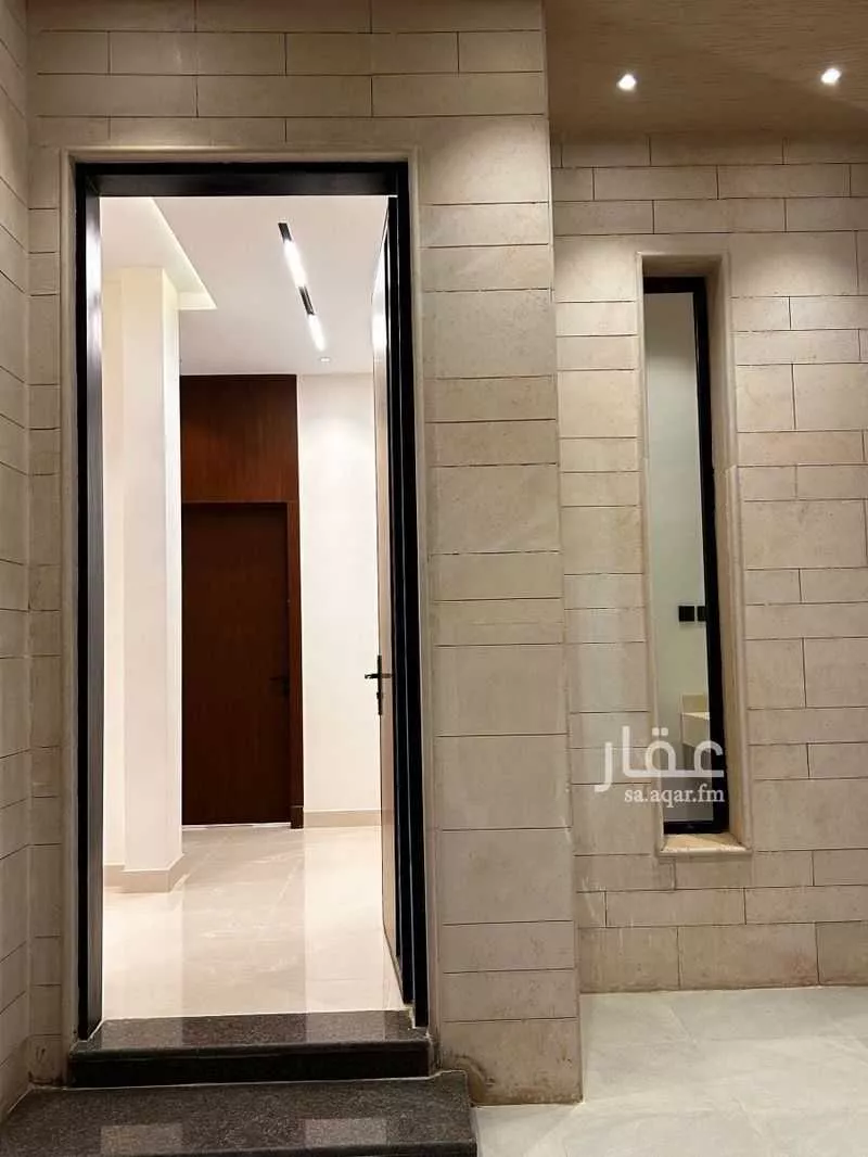 5 bedroom floor in Al Maizilah 6