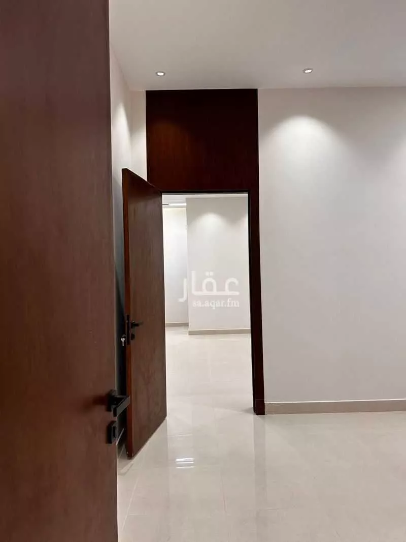 5 bedroom floor in Al Maizilah 8