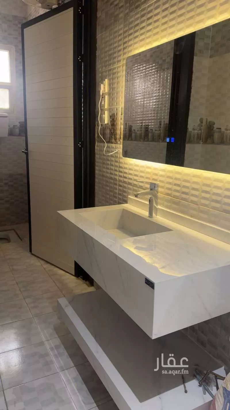 6 bedroom floor in Tuwaiq 2