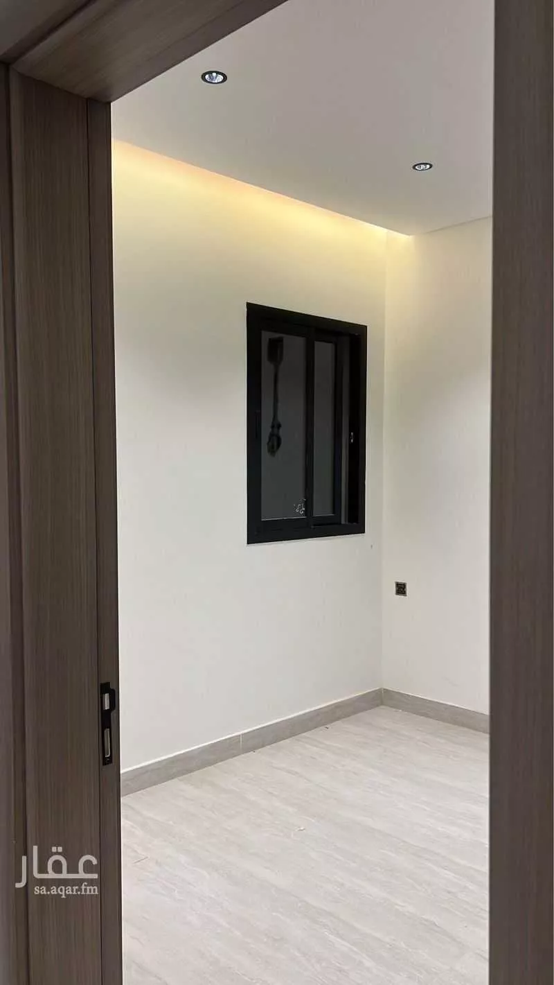 3 bedroom floor in Al Zahrah 10