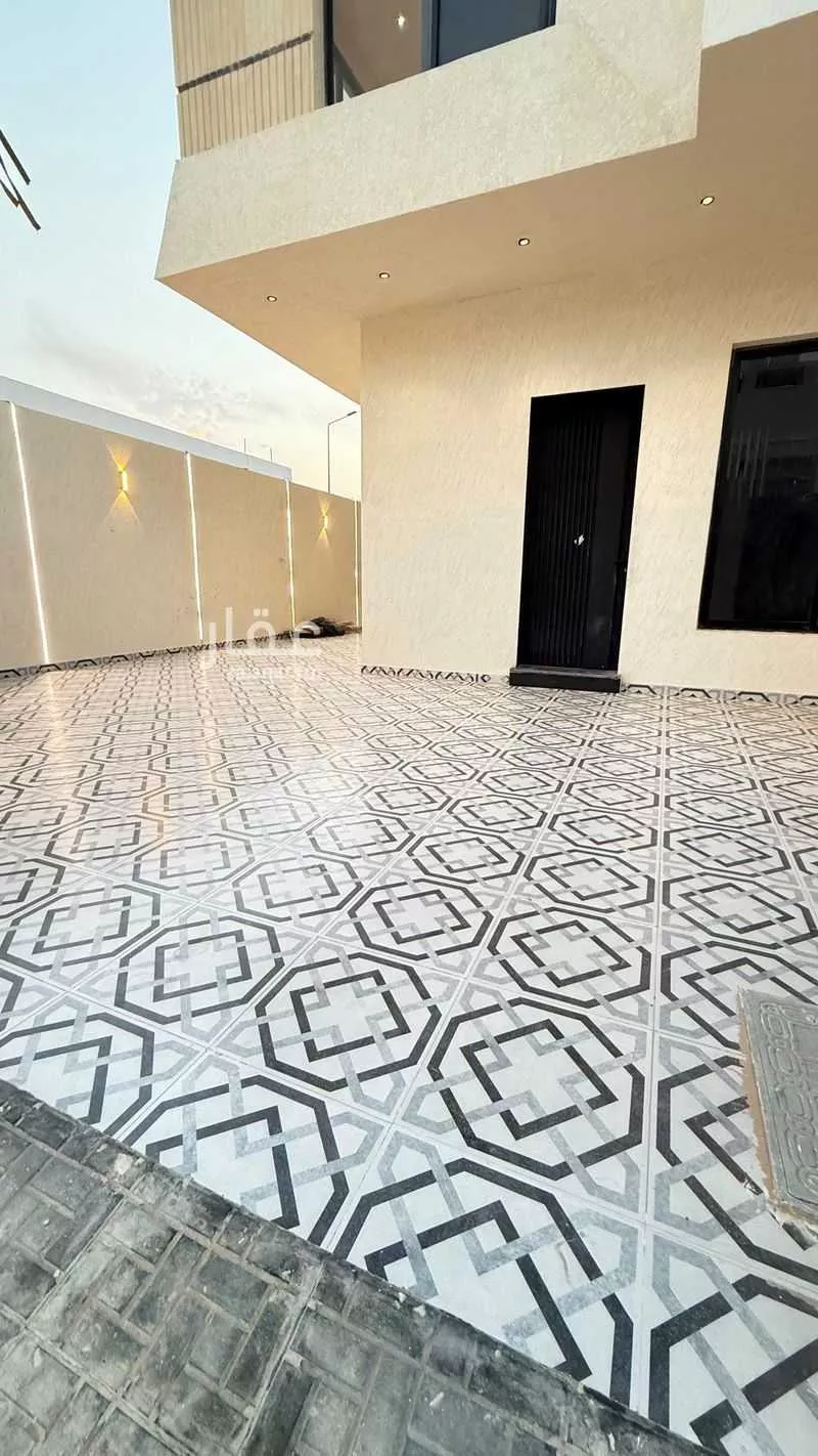 5 bedroom floor in Badr 3