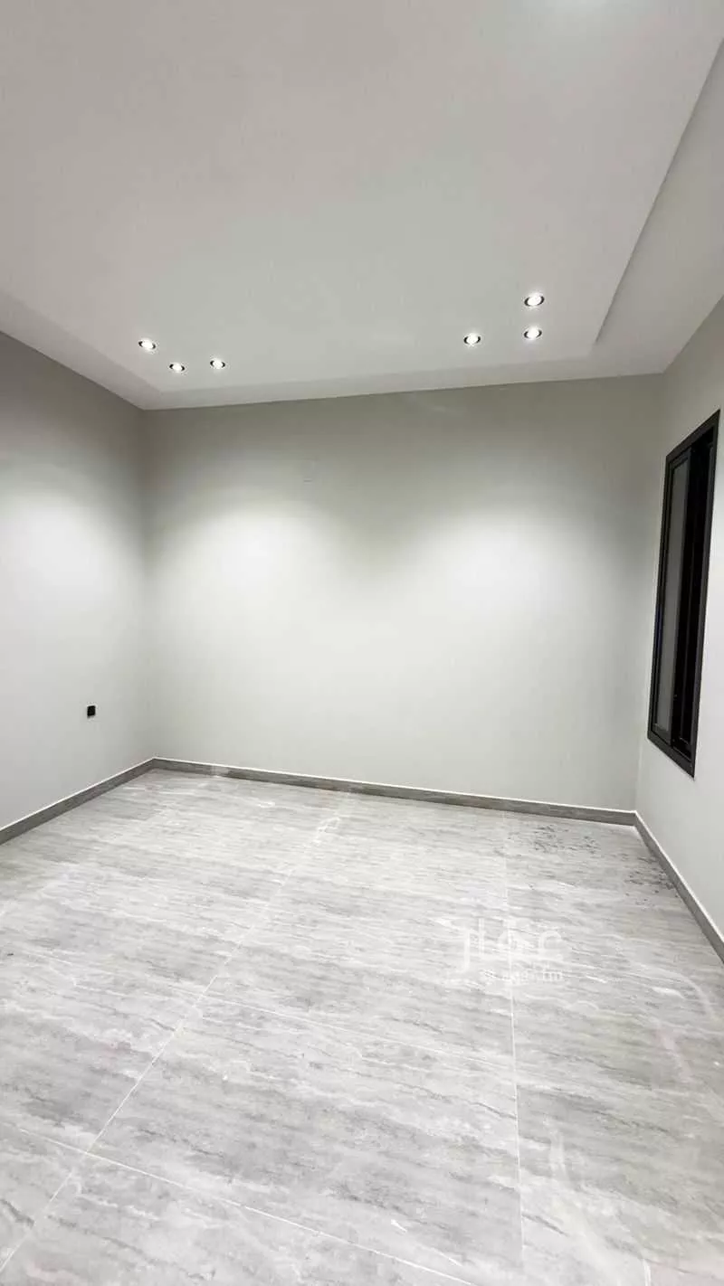 6 bedroom floor in Badr 8