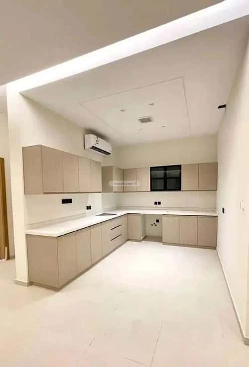 3 bedroom apartment in Al Malqa 3