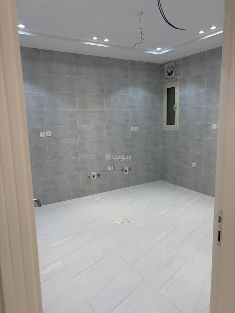 5 bedroom apartment in Umm Al Silm, Jeddah 9