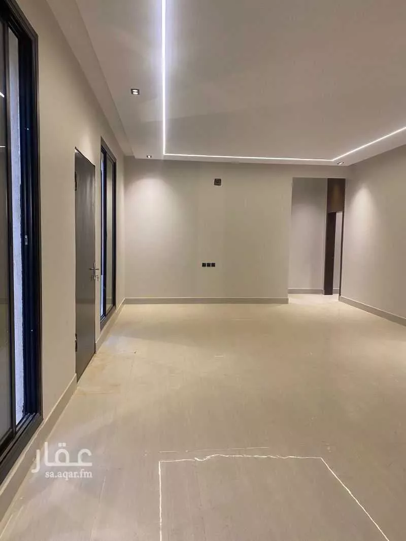 5 bedroom floor in Al Janadriyah 3