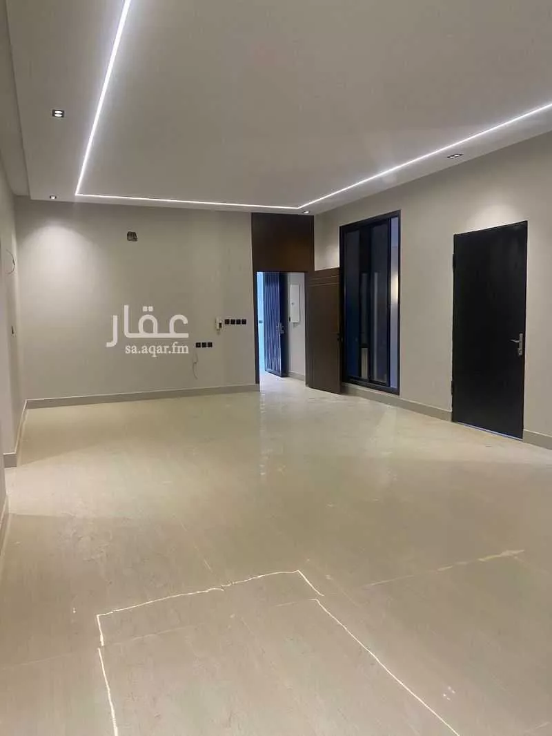 5 bedroom floor in Al Janadriyah 8
