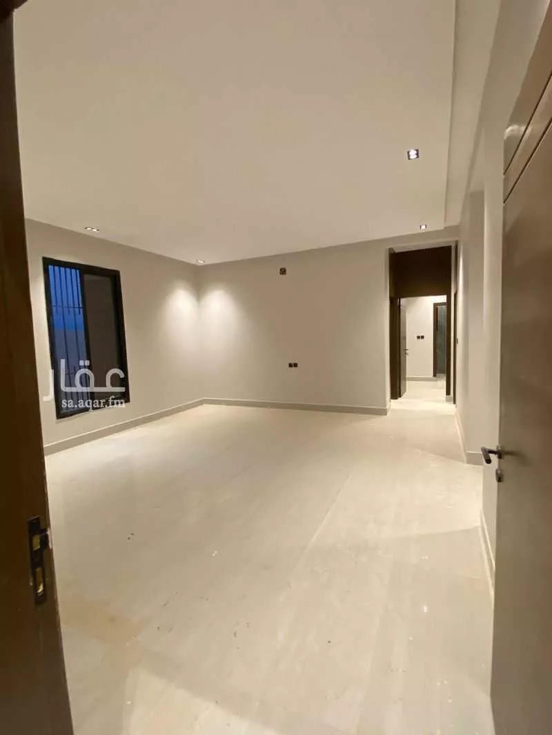 5 bedroom floor in Al Janadriyah 9
