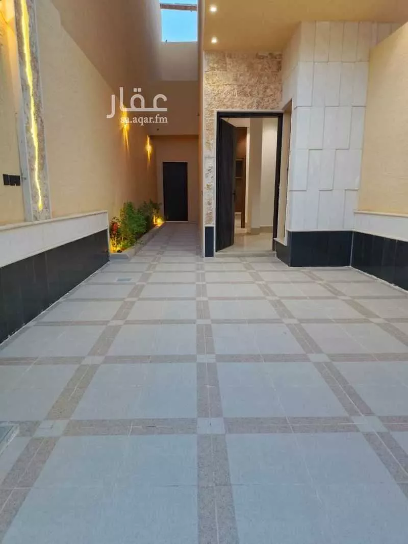 4 bedroom floor in Tuwaiq 11