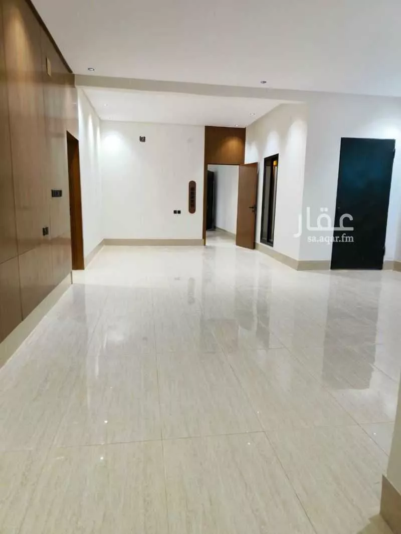 4 bedroom floor in Tuwaiq 4