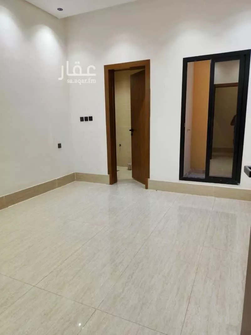 4 bedroom floor in Tuwaiq 6