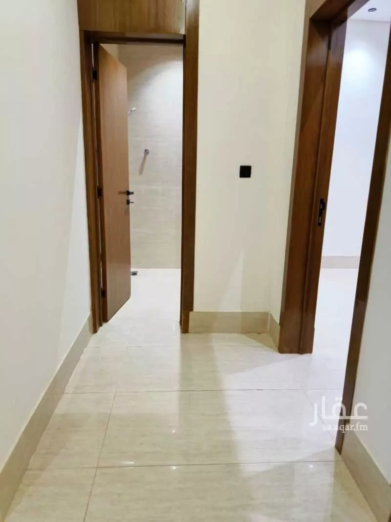 4 bedroom floor in Tuwaiq 8