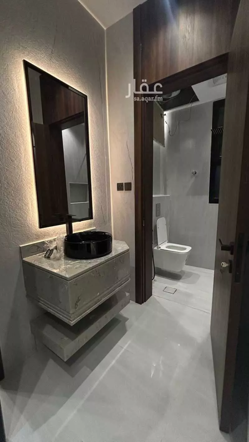 5 bedroom floor in Al Janadriyah 18