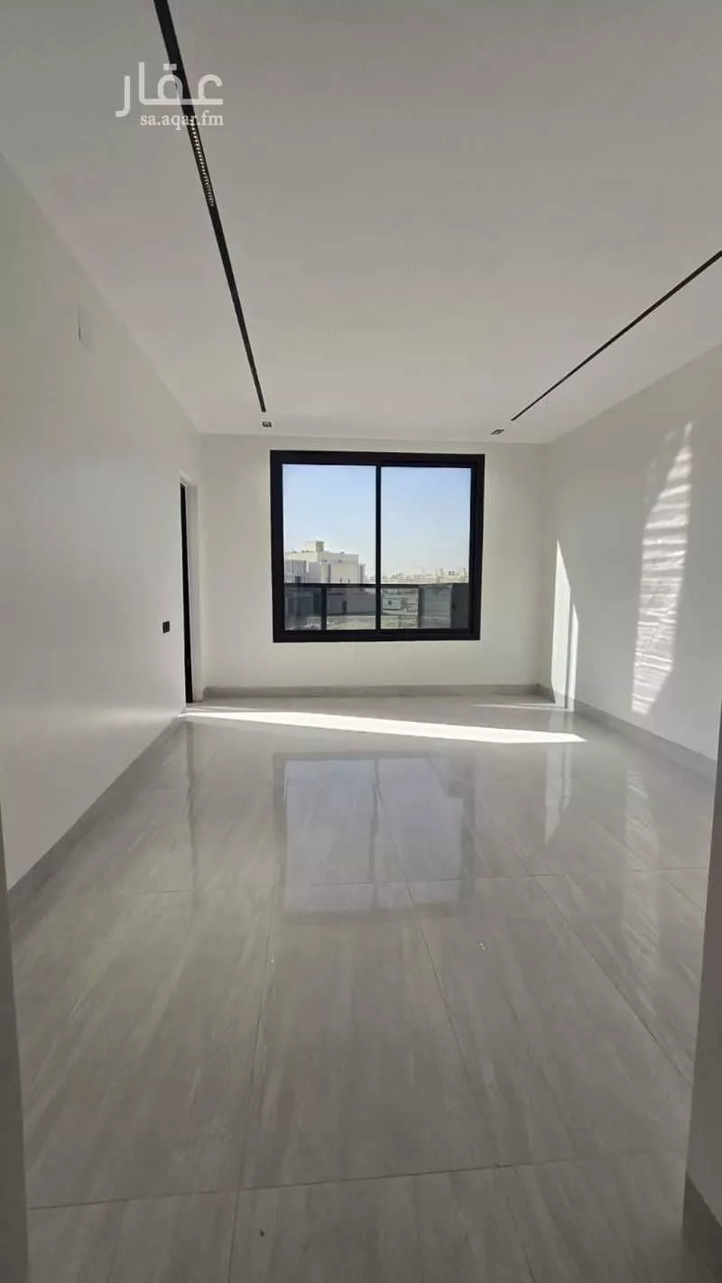 5 bedroom floor in Al Janadriyah 9