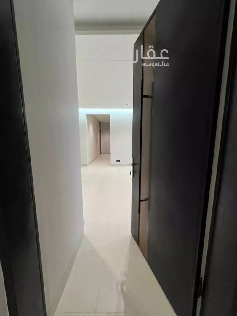 5 bedroom floor in Dahiat Namar 18