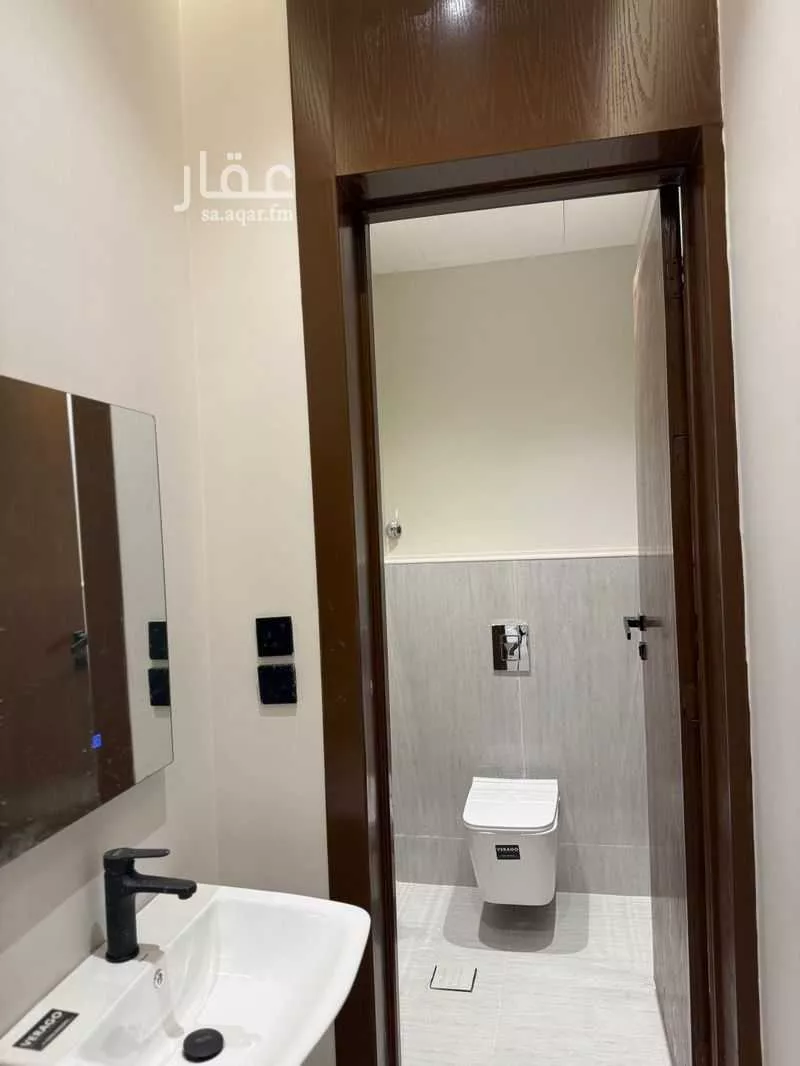 3 bedroom floor in Ash Sharq 5