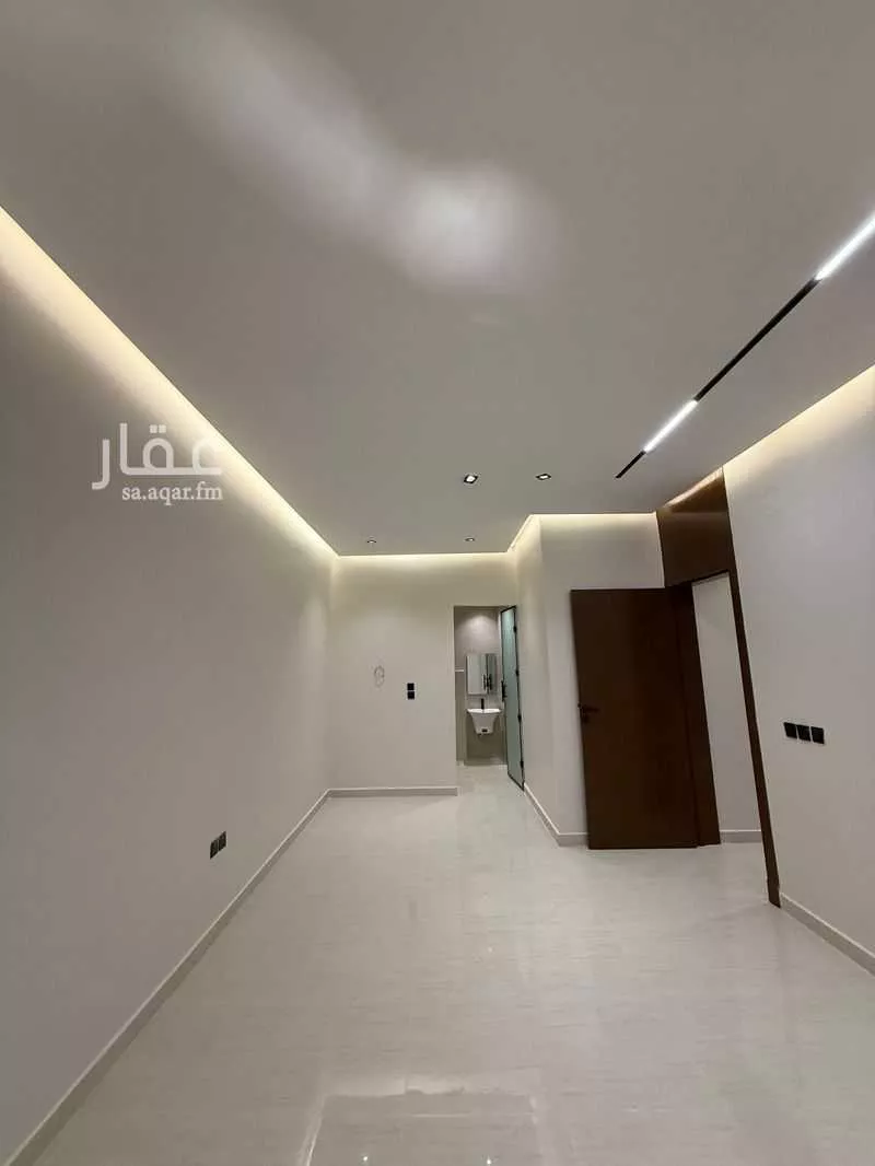 3 bedroom floor in Ash Sharq 7