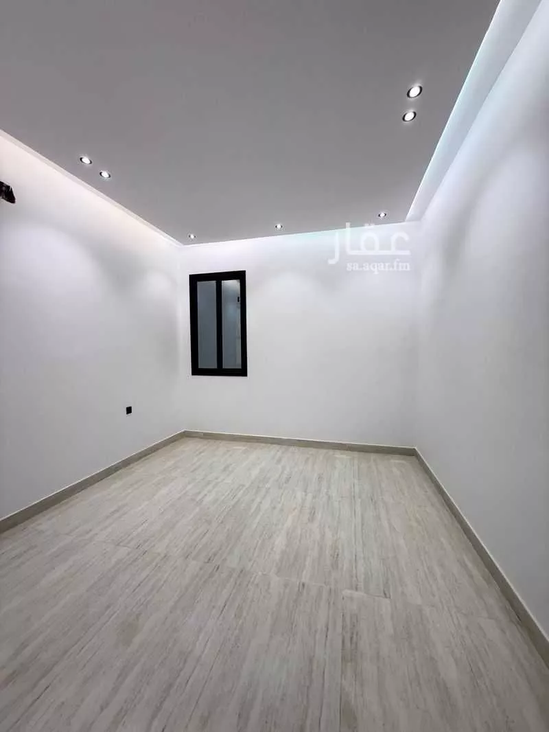 5 bedroom floor in Badr 4