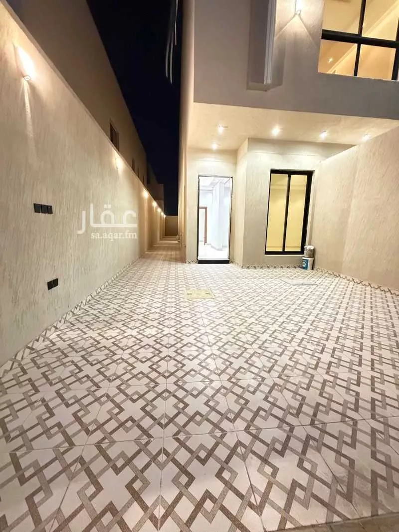 5 bedroom floor in Badr 9