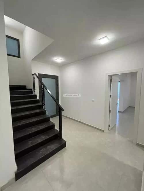 4 bedroom villa in Riyadh 15