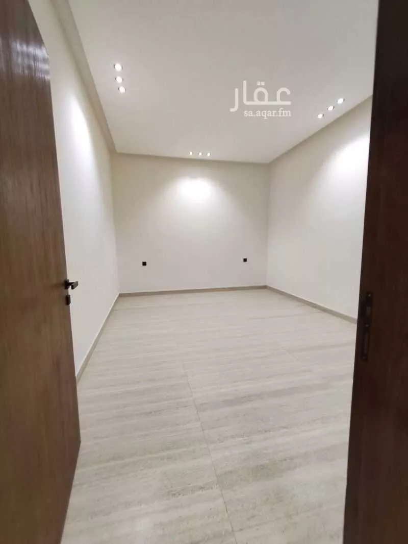 4 bedroom floor in Badr 13