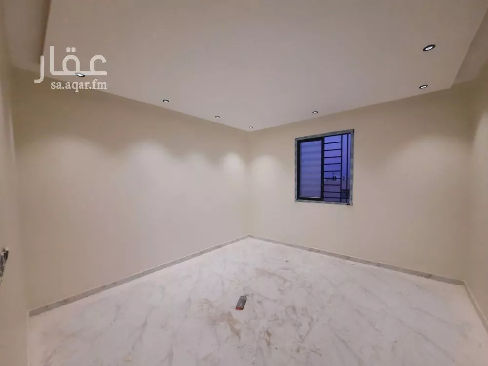 4 bedroom floor in Badr 4