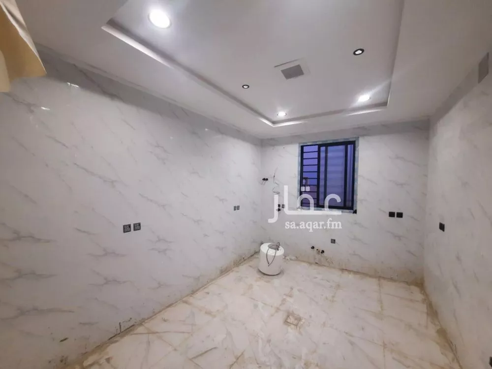 4 bedroom floor in Badr 6