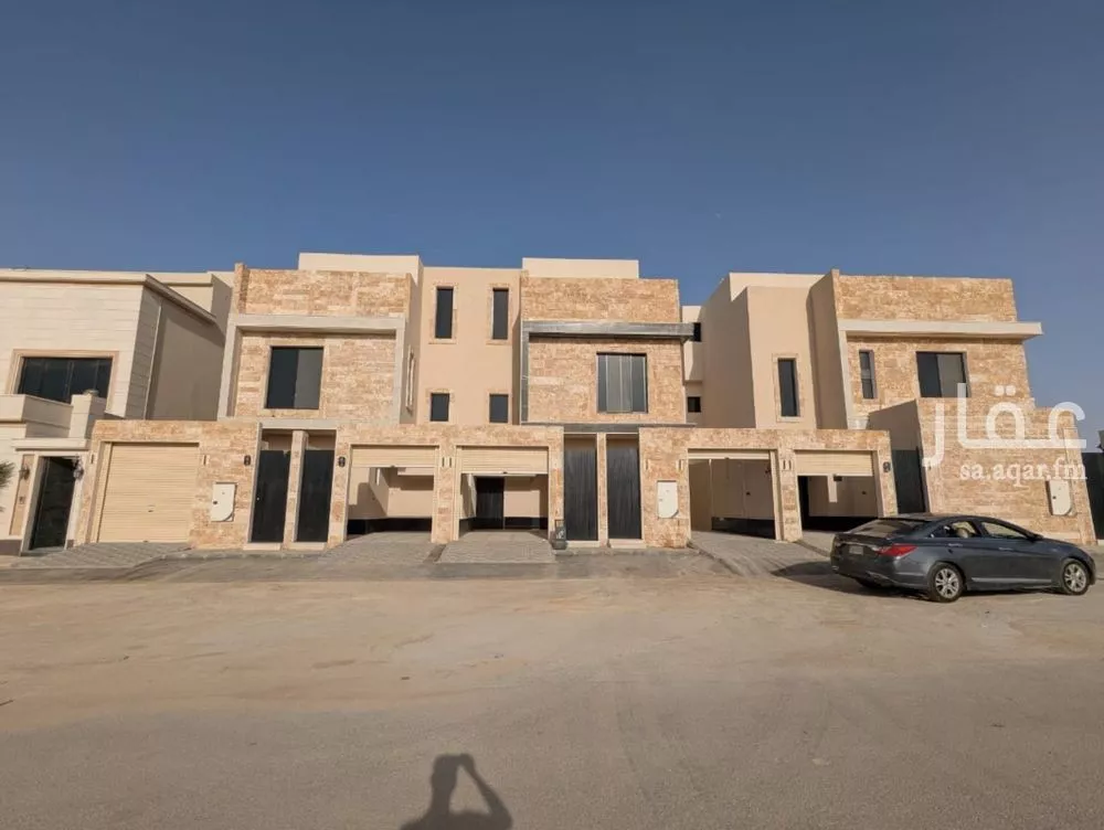 7 bedroom floor in Dahiat Namar 7