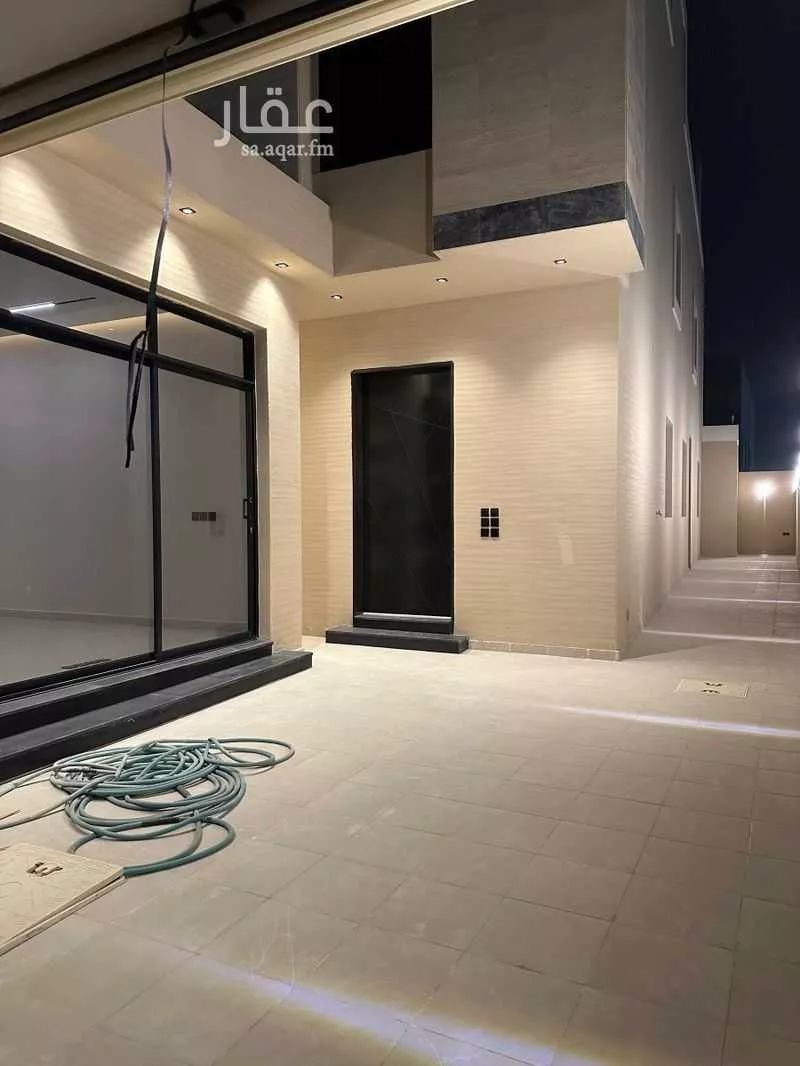 6 bedroom floor in Ash Sharq 3