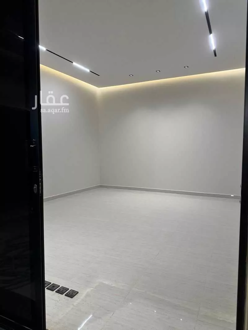 6 bedroom floor in Ash Sharq 4
