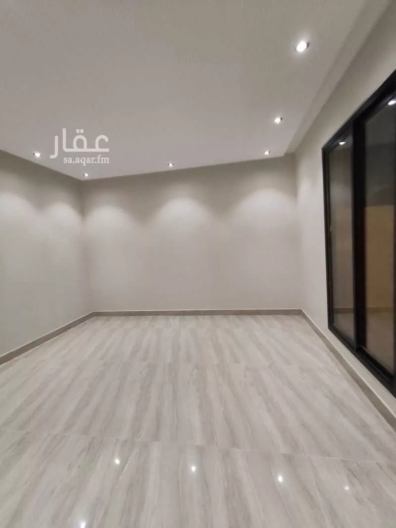 6 bedroom floor in Badr 4