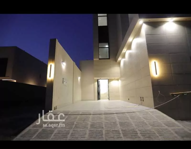 3 bedroom floor in Dahiat Namar 2