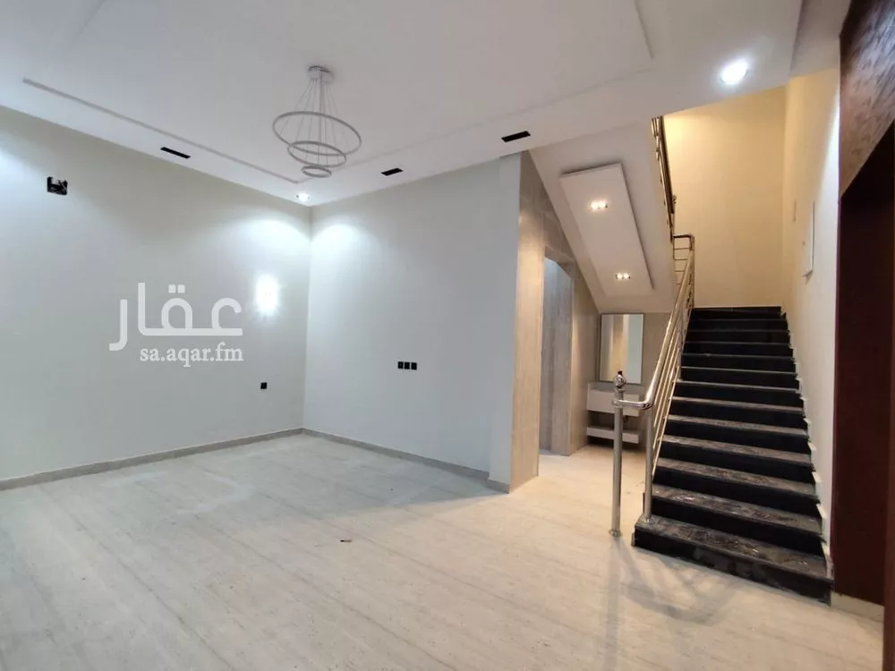 دور 6 غرف في عكاظ 15