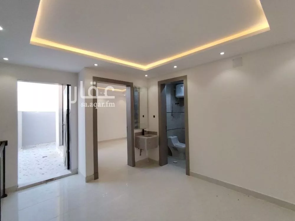 5 bedroom floor in Badr 7