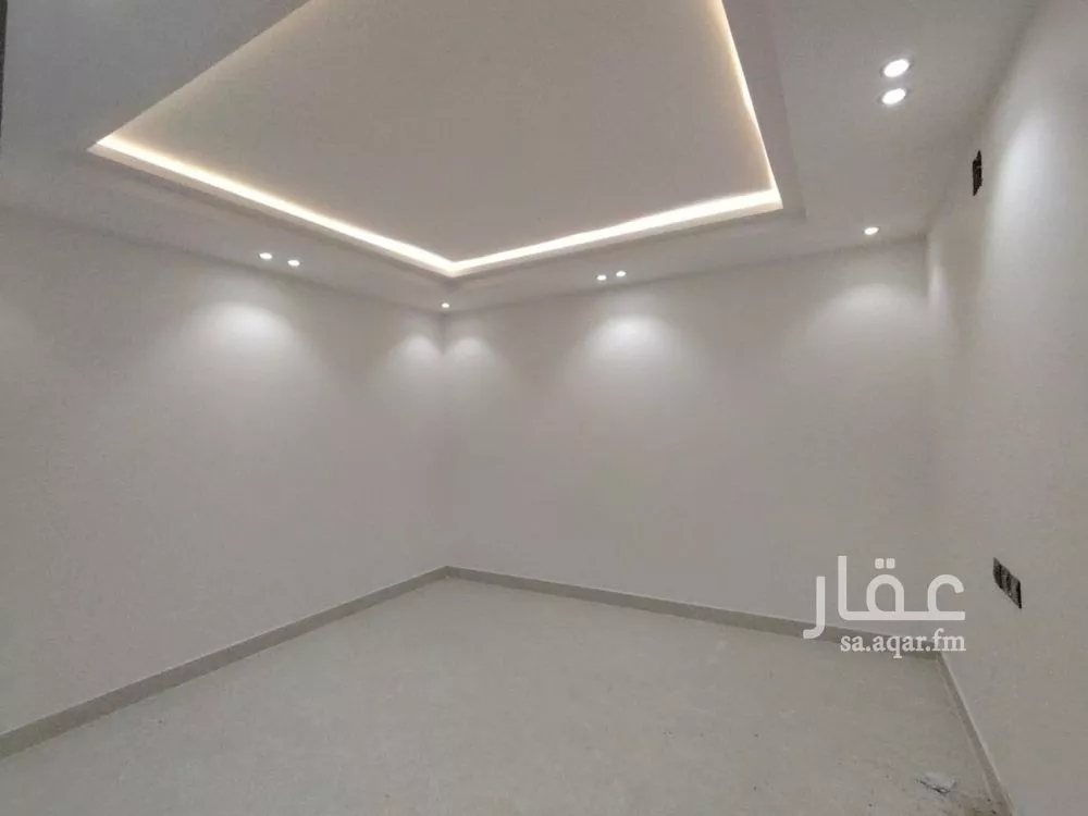 5 bedroom floor in Badr 8