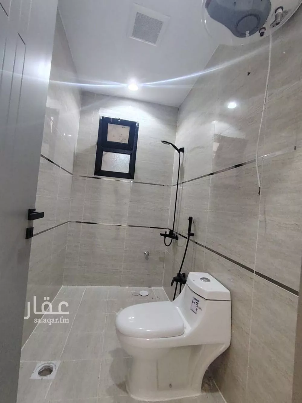5 bedroom floor in Badr 5