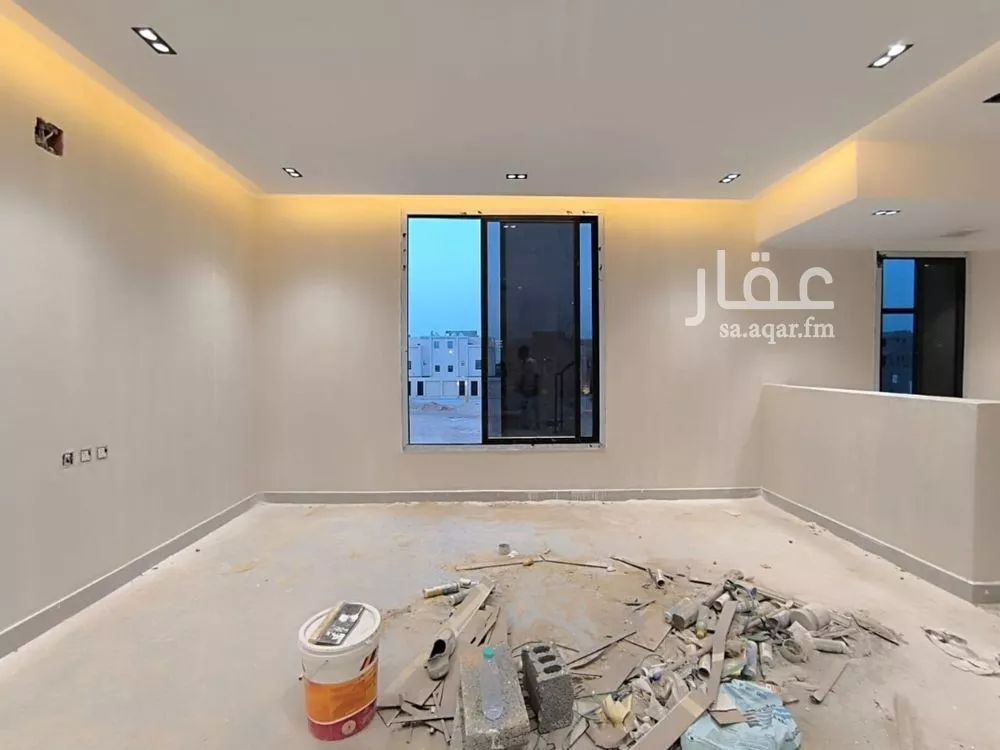 6 bedroom floor in Badr 8