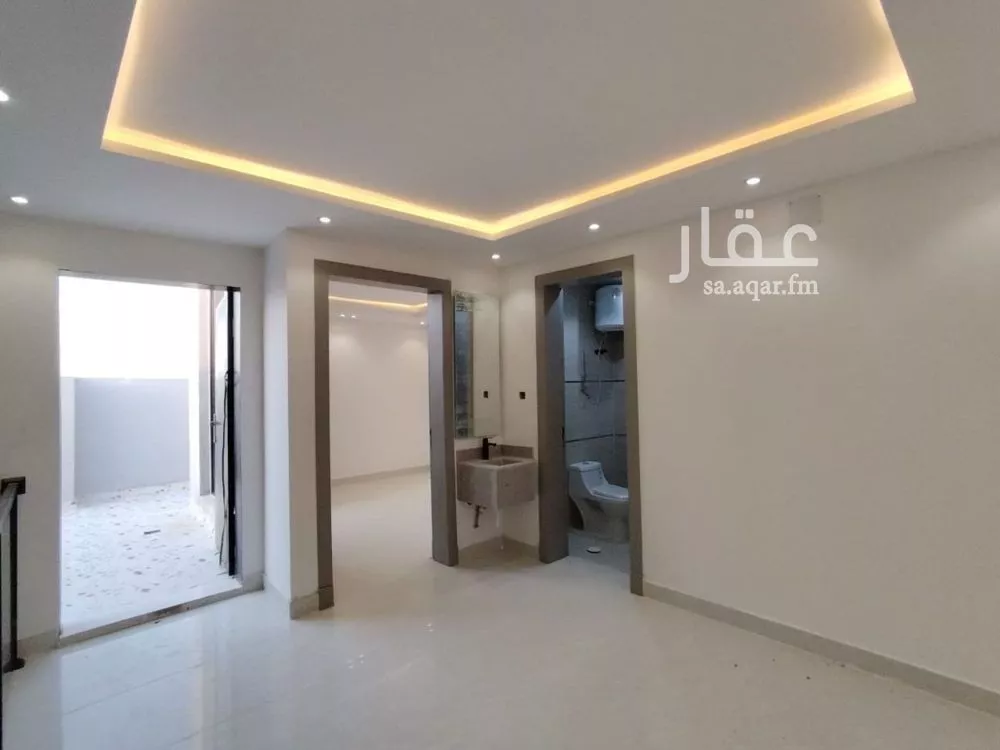 5 bedroom floor in Badr 13