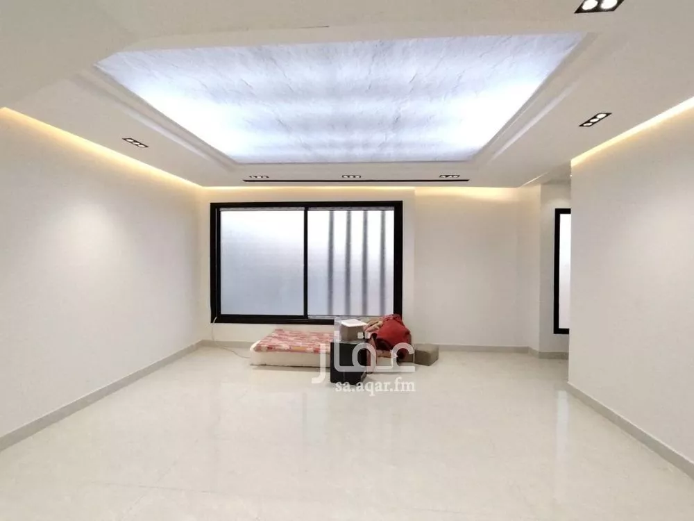 5 bedroom floor in Badr 9