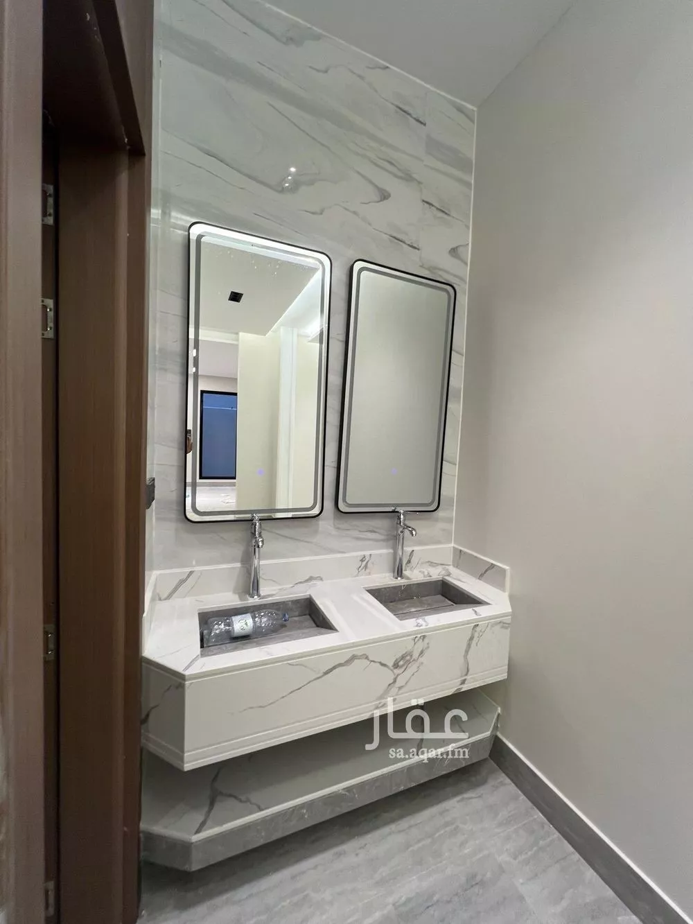 5 bedroom floor in Al Rimal 6