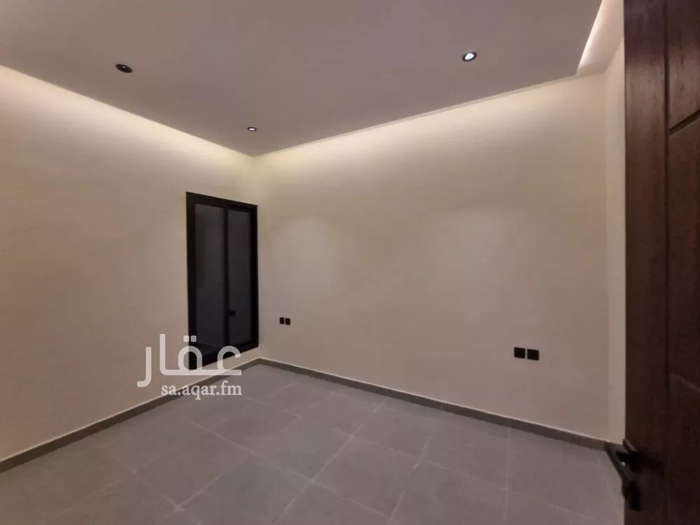 5 bedroom floor in Badr 4