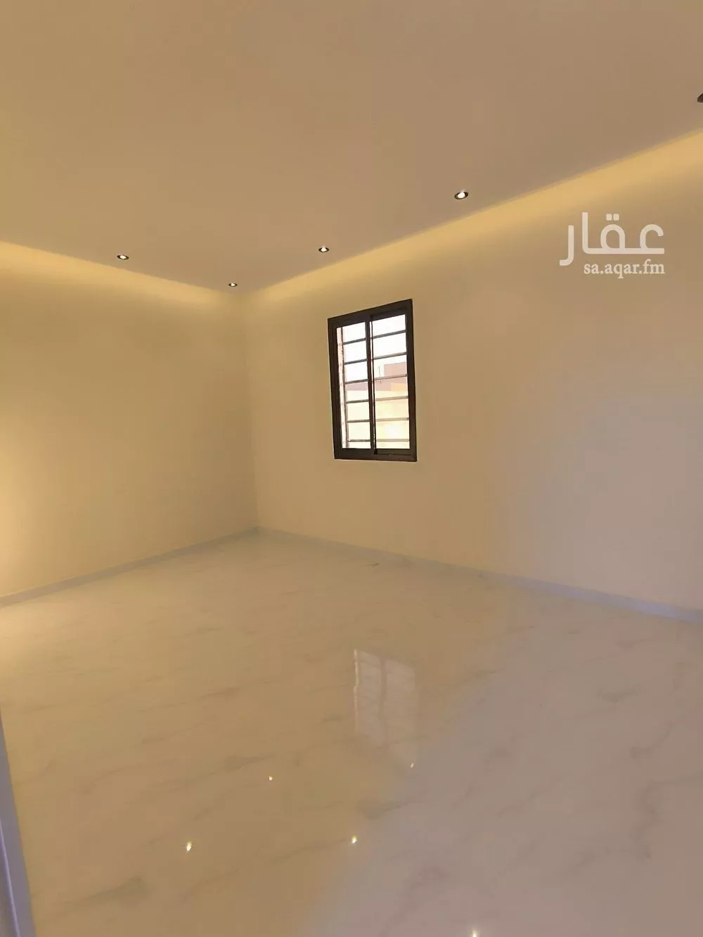 دور 5 غرف في بدر 10