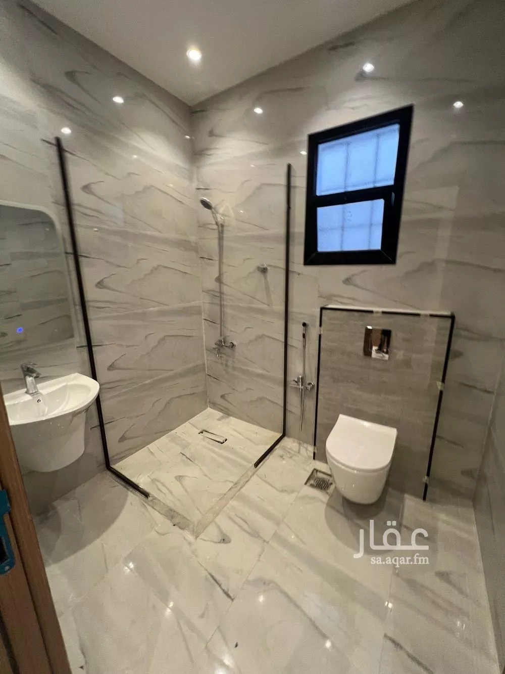 5 bedroom floor in Al Rimal 5