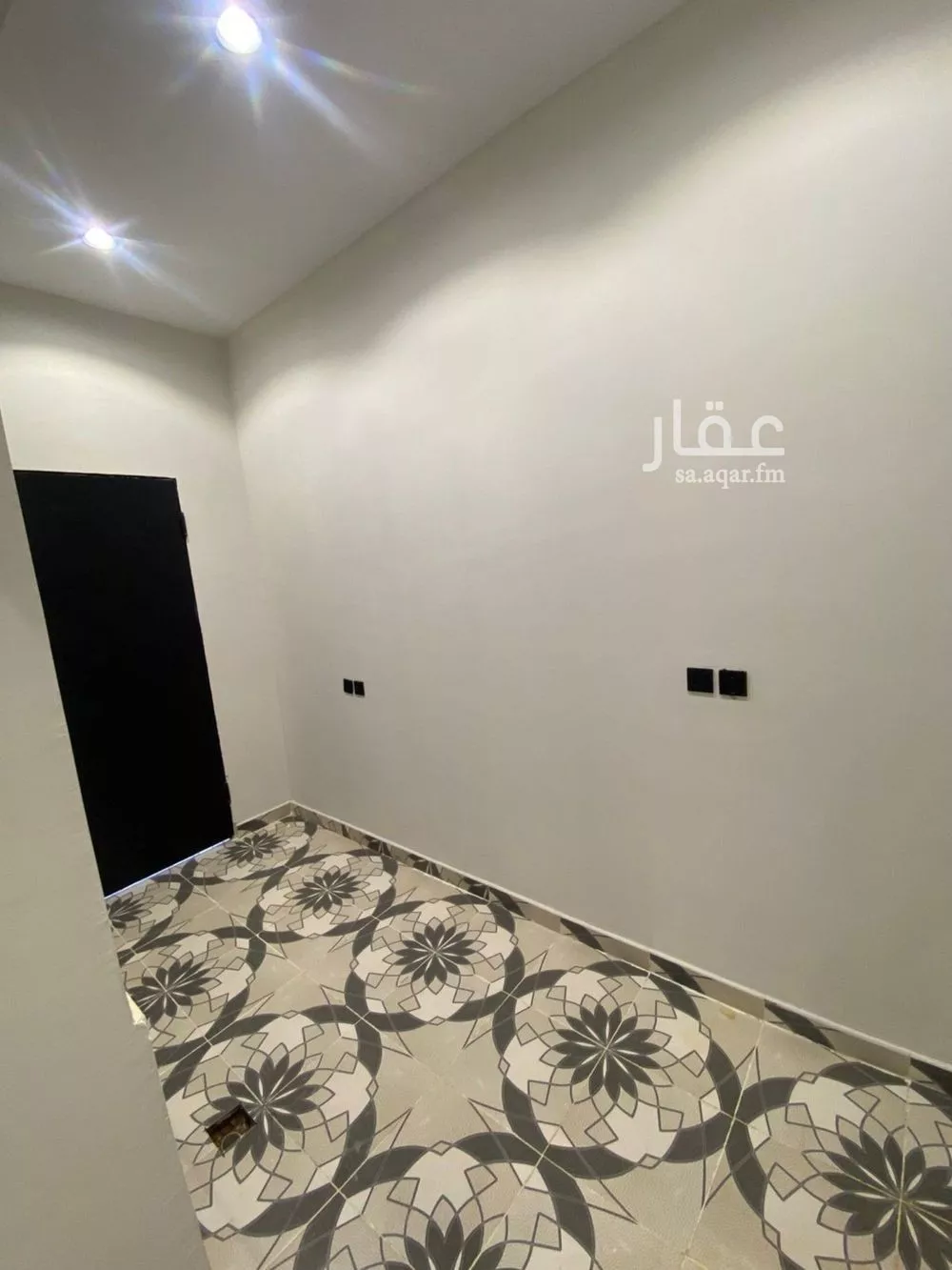 6 bedroom floor in Dahiat Namar 9
