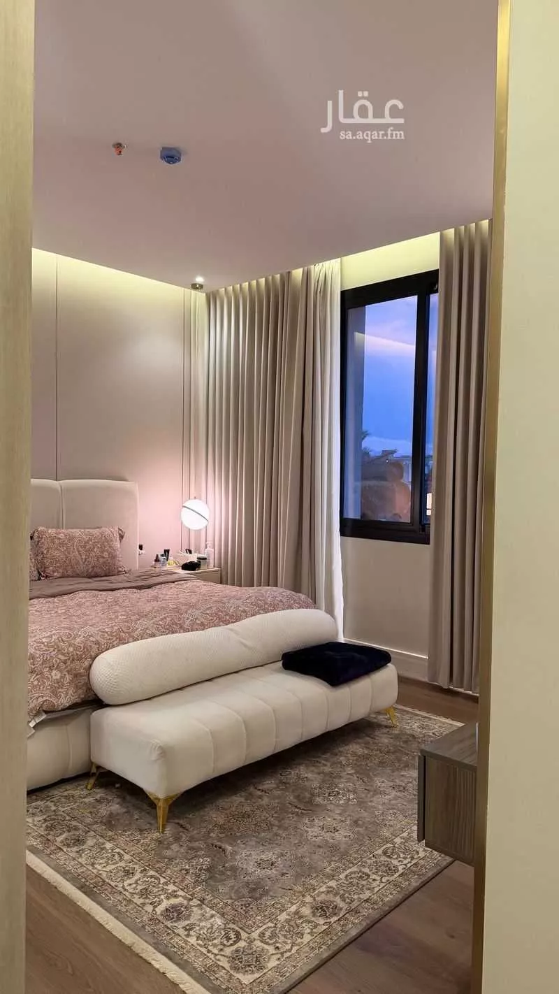3 bedroom apartment in Al Mughrizat 9