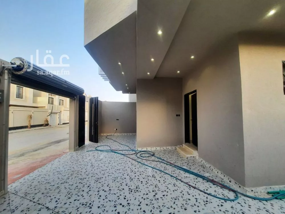 3 bedroom floor in Badr 2