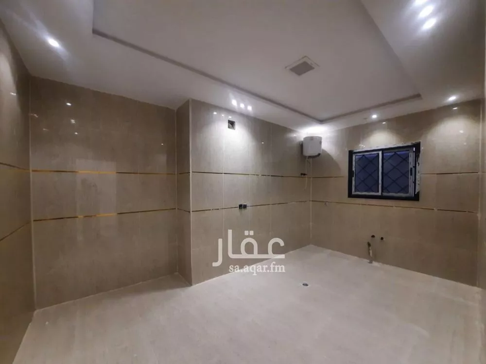 3 bedroom floor in Badr 11