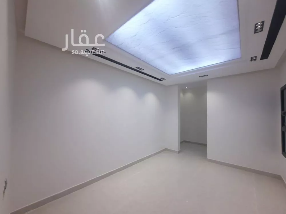 3 bedroom floor in Badr 8