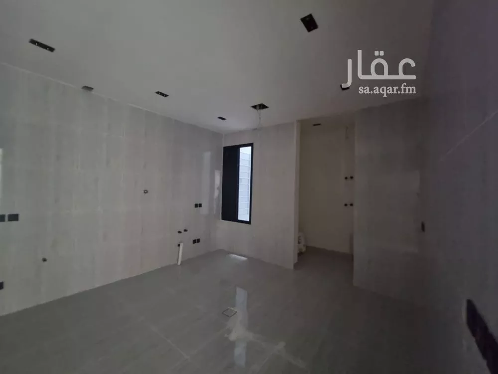 4 bedroom floor in Badr 5