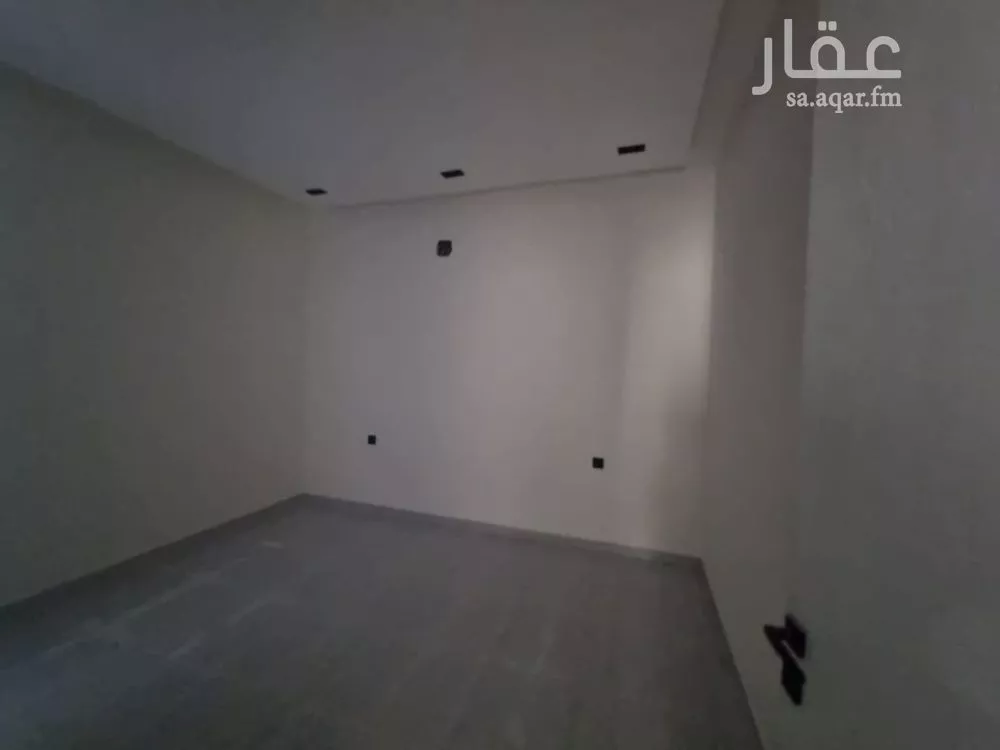 4 bedroom floor in Badr 8